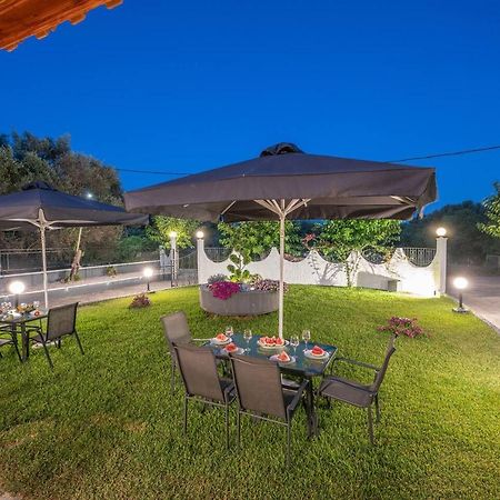 Afroditi Holiday Home - Blue Apartment Svoronata Luaran gambar