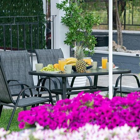 Afroditi Holiday Home - Blue Apartment Svoronata Luaran gambar